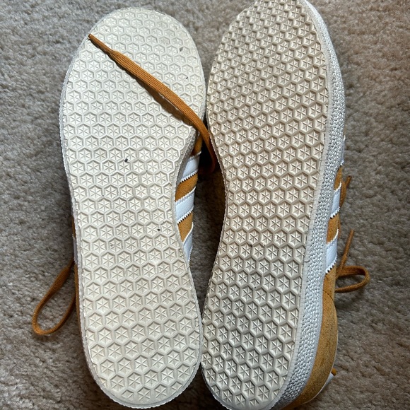 Adidas Gazelles (size 8) - Picture 4 of 4